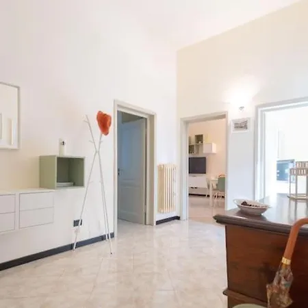 Casa Bettina, *